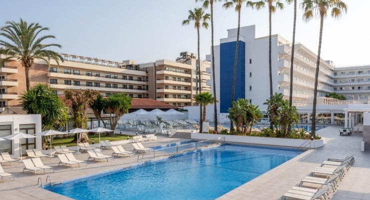 El sol sigue. Tus vacaciones también. Globales Pionero Santa Ponsa El sol sigue. Tus vacaciones también. Globales Pionero Santa Ponsa