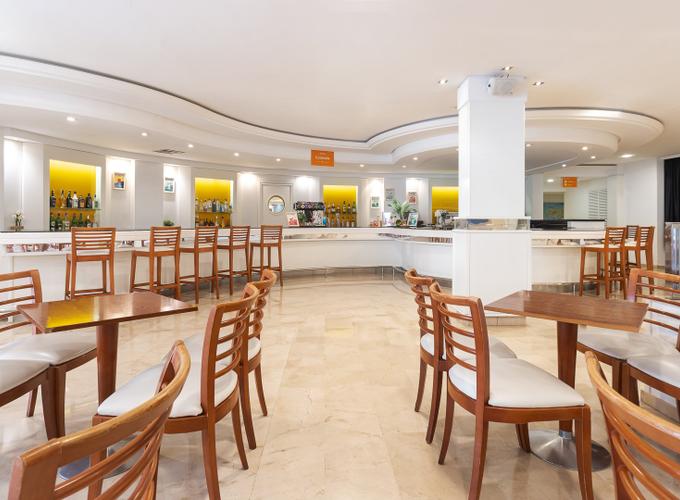 Bar salón Globales Santa Ponsa Park Bar salón Globales Santa Ponsa Park