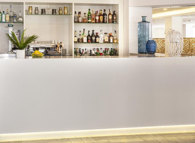 Bar salón Globales Don Pedro Cala San Vicente Bar salón Globales Don Pedro Cala San Vicente