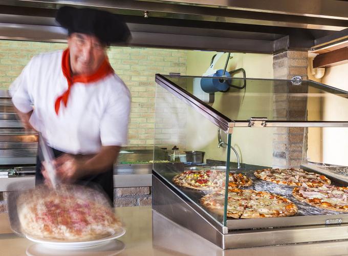 Snack pizzería Globales Santa Ponsa Park Snack pizzería Globales Santa Ponsa Park