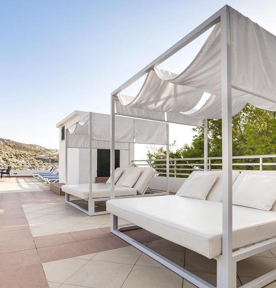 Upper terrace Globales Simar Cala San Vicente Upper terrace Globales Simar Cala San Vicente