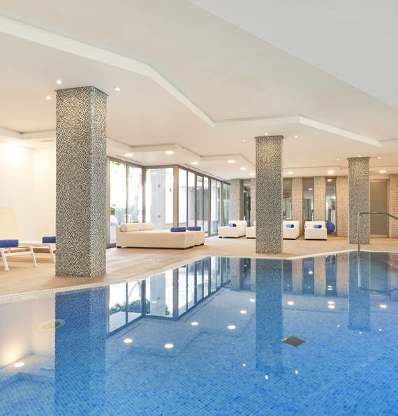 Hallenbad, Fitnessstudio und Wellnessbereich Globales Cala Bona Hallenbad, Fitnessstudio und Wellnessbereich Globales Cala Bona