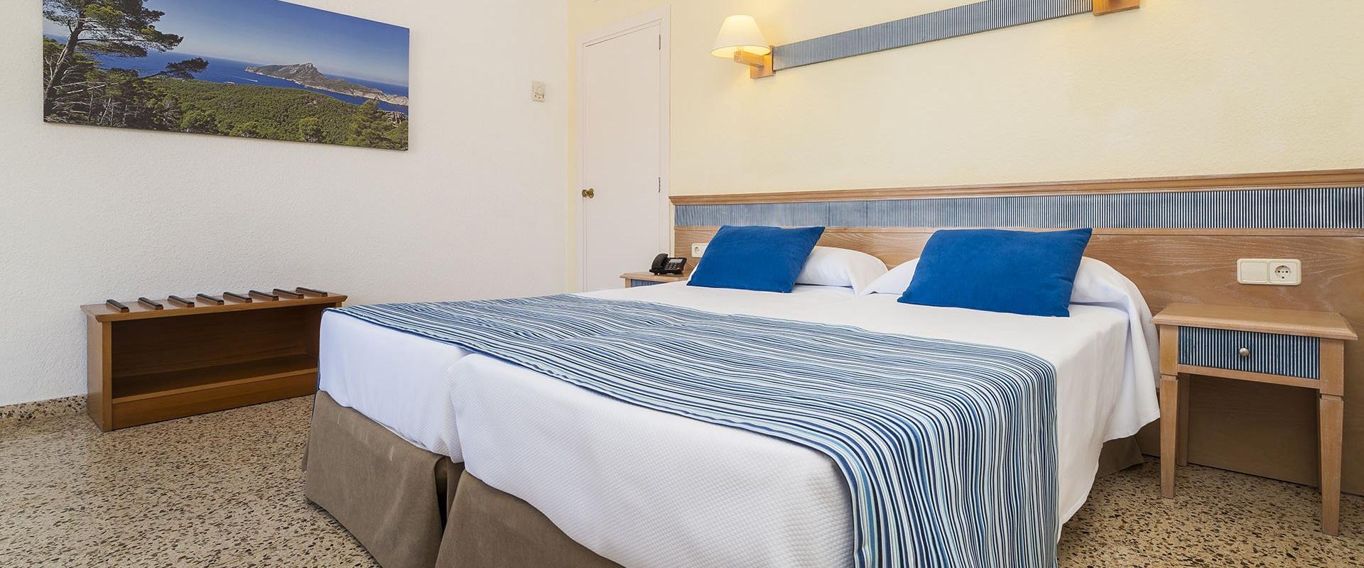 Double Globales Simar Cala San Vicente Double Globales Simar Cala San Vicente