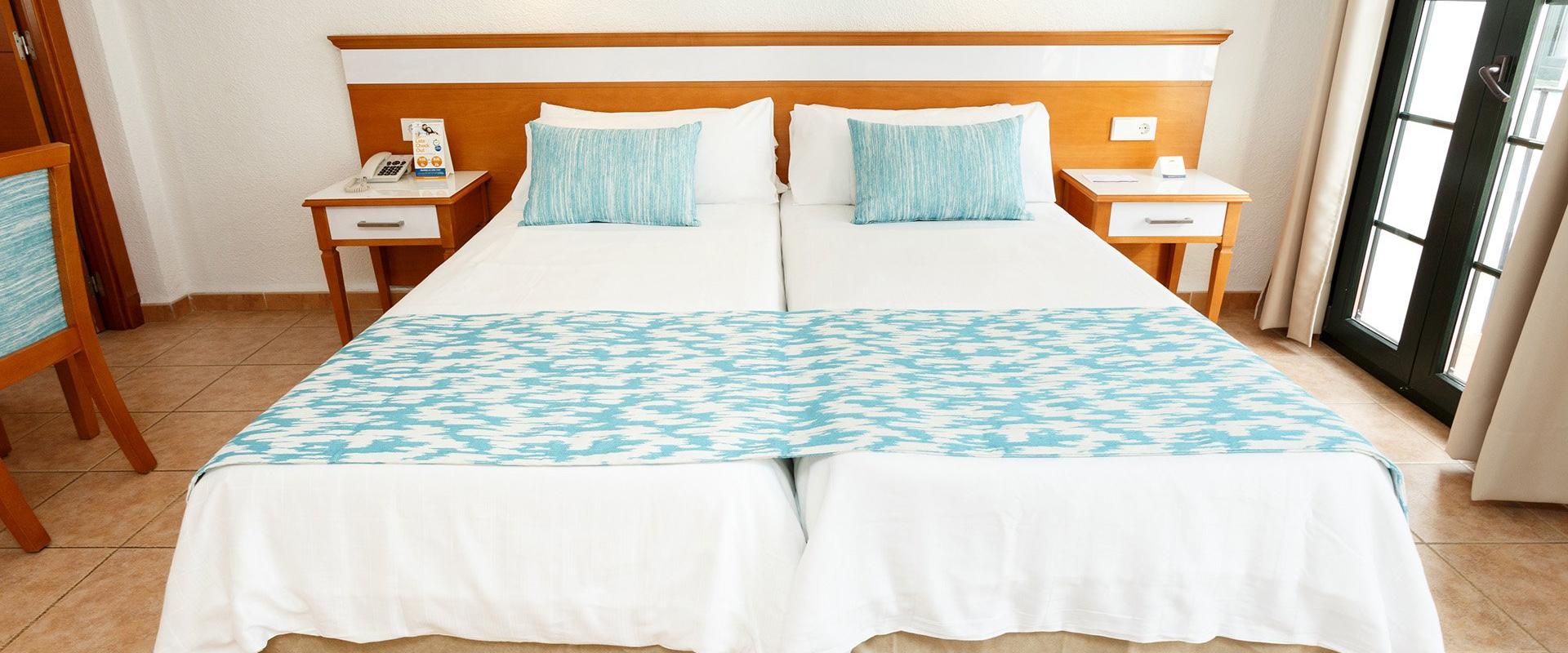 Double for single use Globales Pueblo Andaluz Marbella Double for single use Globales Pueblo Andaluz Marbella