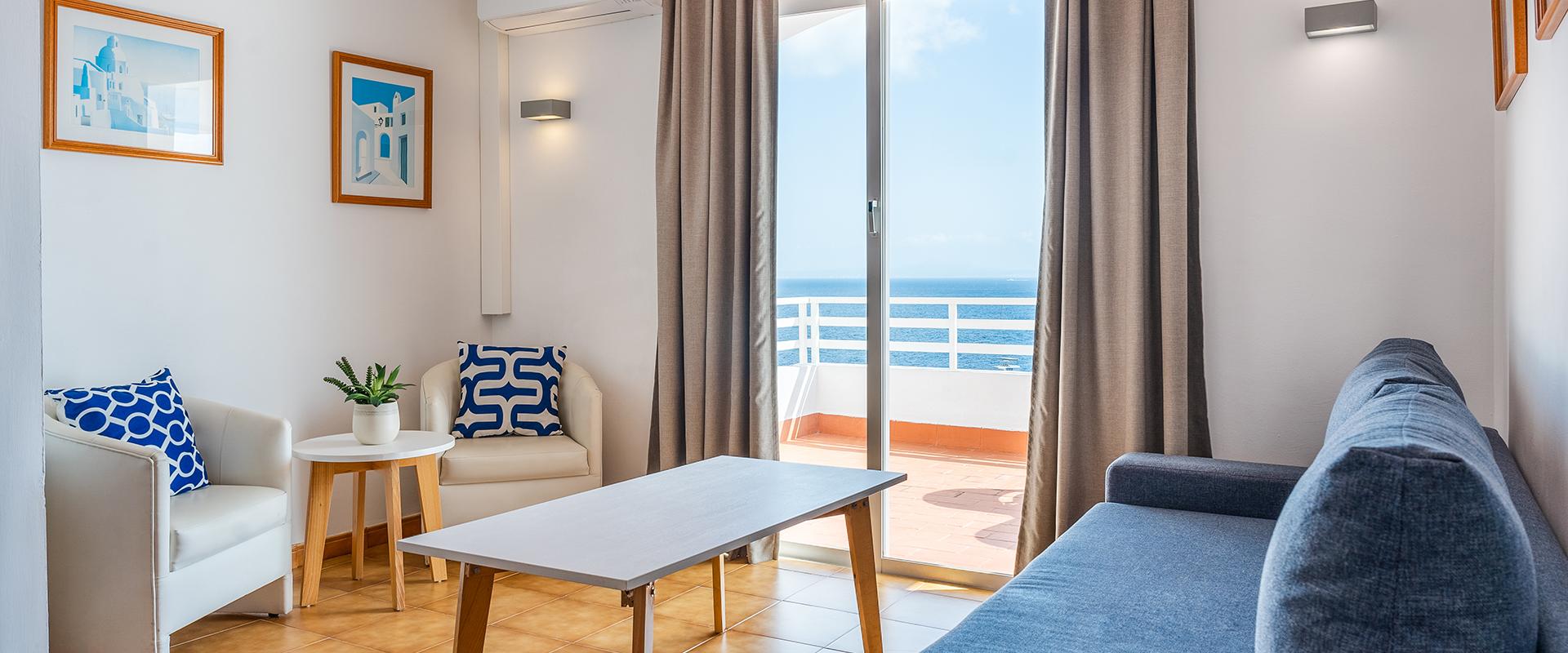 Flat with sea views Globales Aptos. Cala Viñas Palmanova Flat with sea views Globales Aptos. Cala Viñas Palmanova