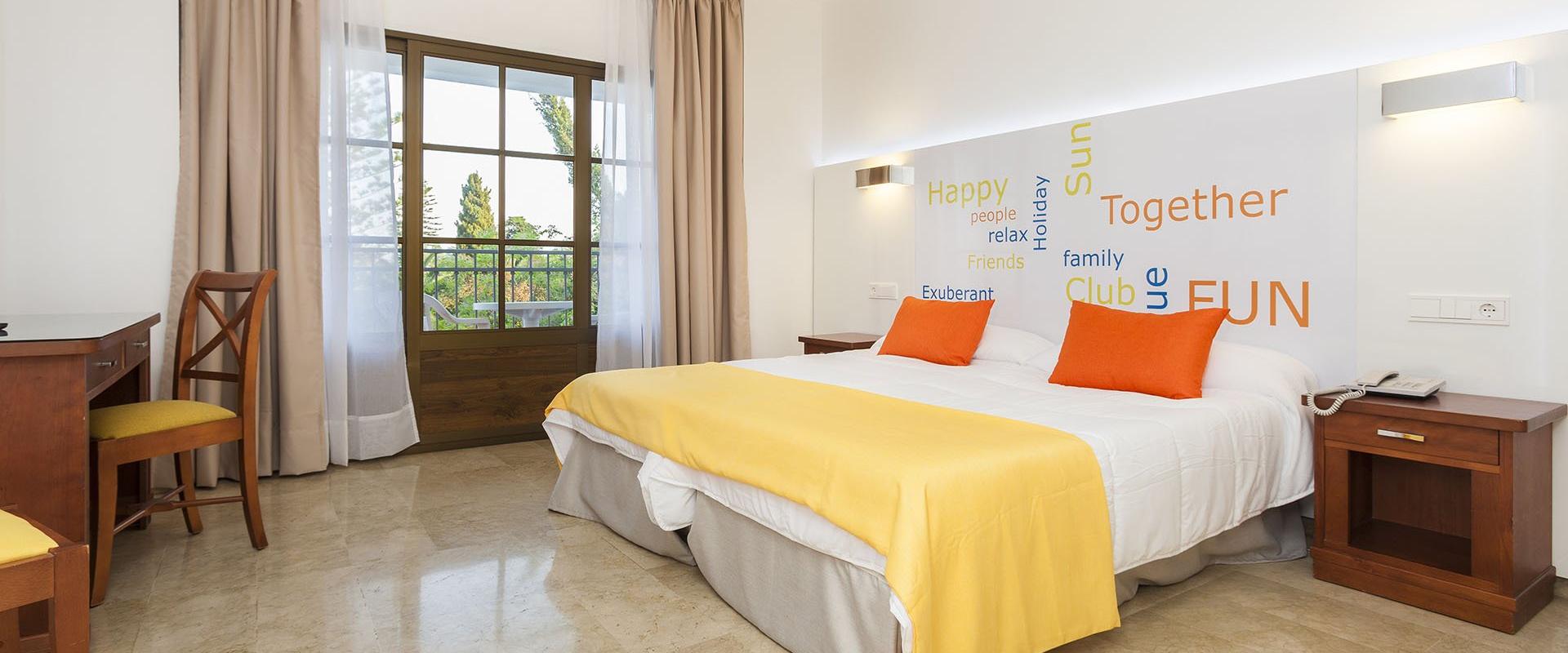 Doble Superior Globales Cortijo Blanco Marbella Doble Superior Globales Cortijo Blanco Marbella