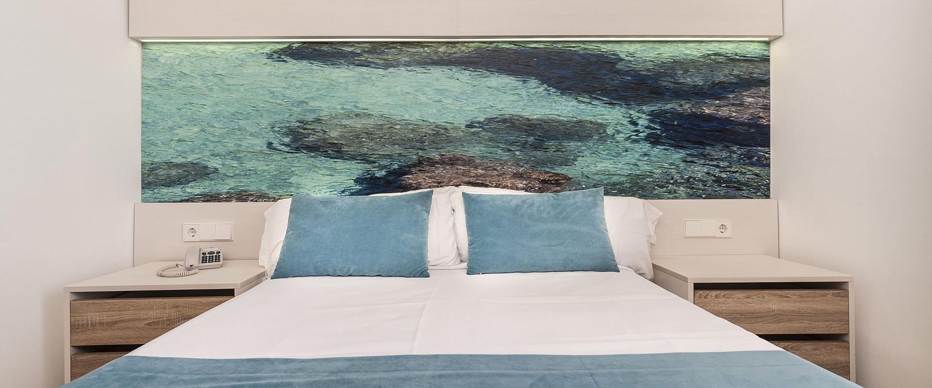 Doble uso individual Globales Lord Nelson Es Migjorn Gran Doble uso individual Globales Lord Nelson Es Migjorn Gran