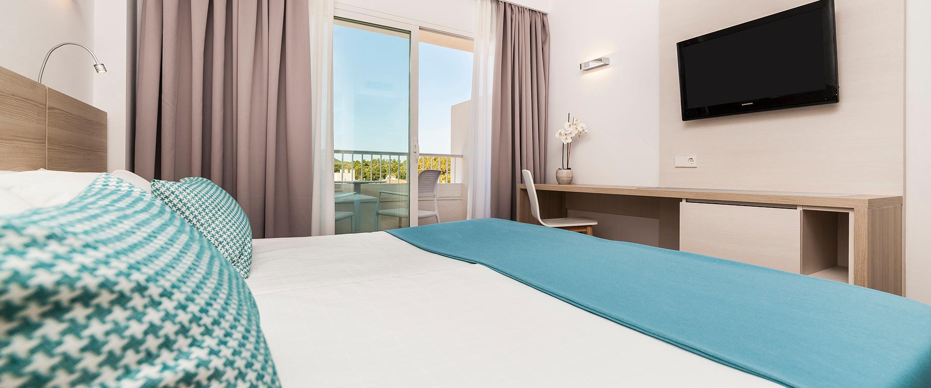 Double for single use Globales Mimosa Palmanova Double for single use Globales Mimosa Palmanova