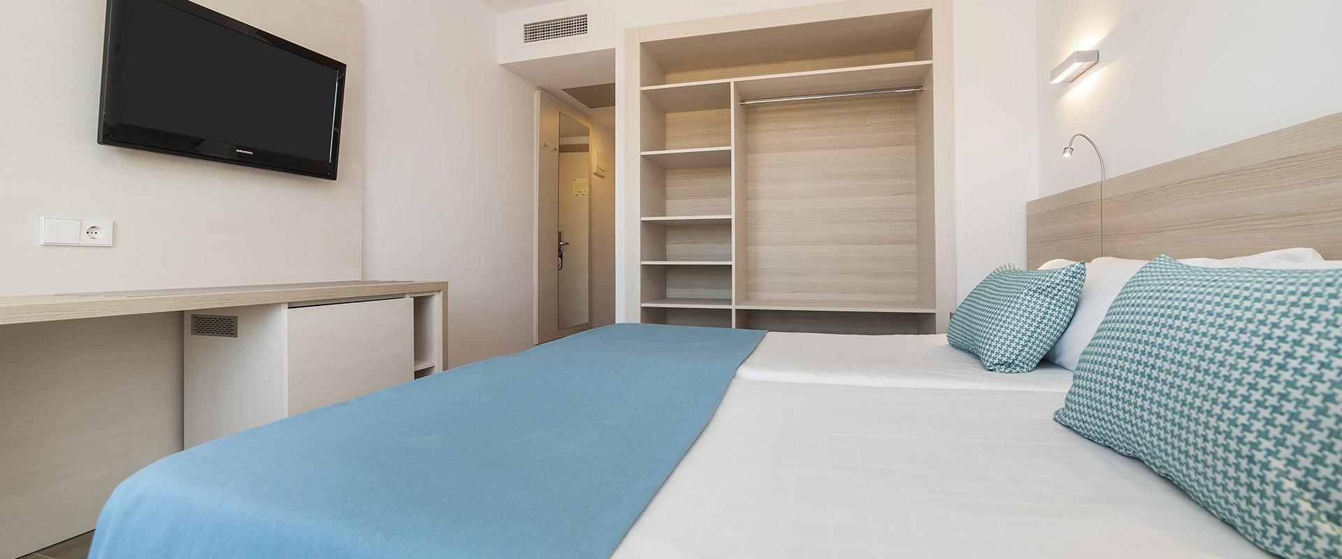 Double for single use Globales Mimosa Palmanova Double for single use Globales Mimosa Palmanova