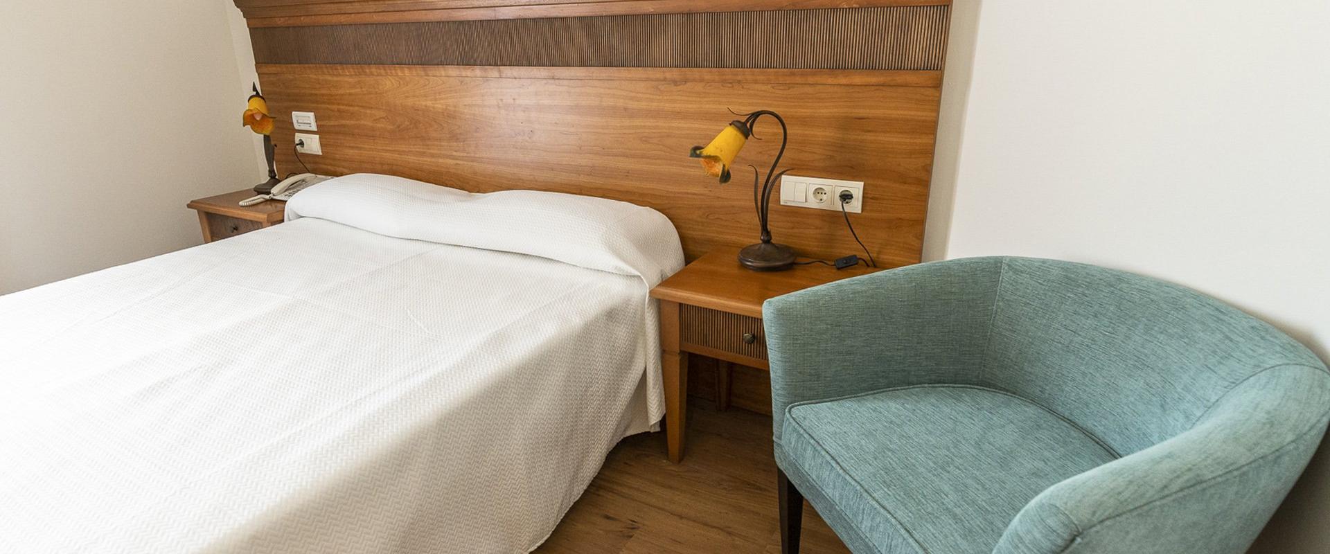 Doppelzimmer zur Einzelnutzung Ohne Balkon Globales Paraíso Beach Estepona Doppelzimmer zur Einzelnutzung Ohne Balkon Globales Paraíso Beach Estepona