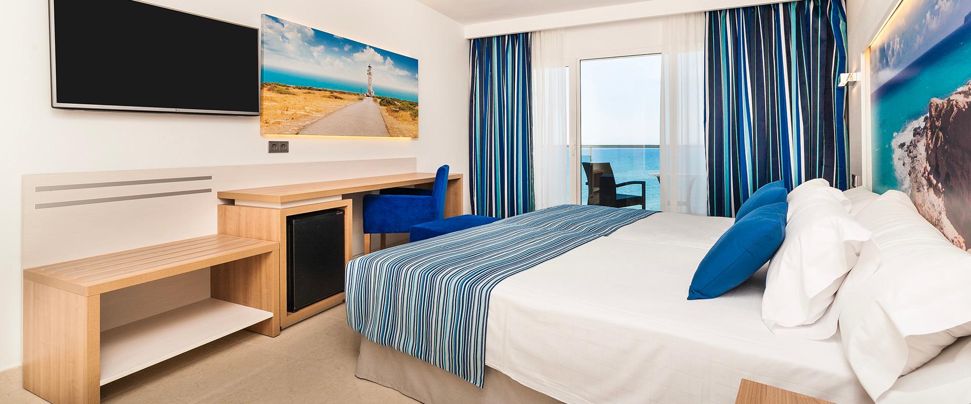 Double room with sea view Globales Playa Estepona Double room with sea view Globales Playa Estepona