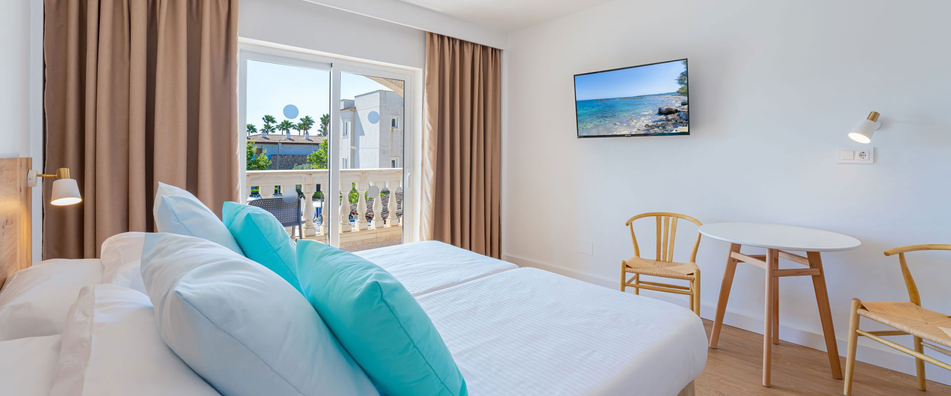   Globales Isabel Cala Bona